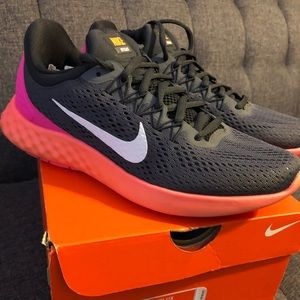 Women's NIKE LUNAR SKYELUX